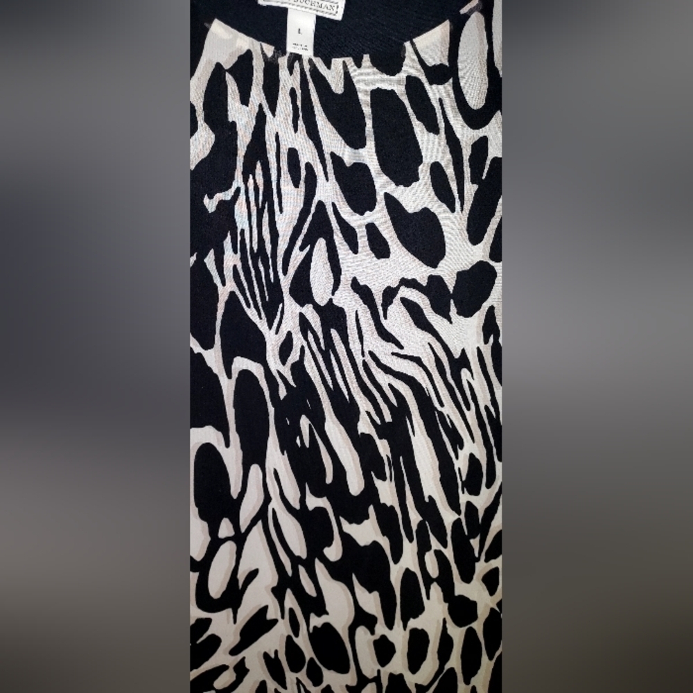 Dana Buchman printed blouse - Picture 2 of 3